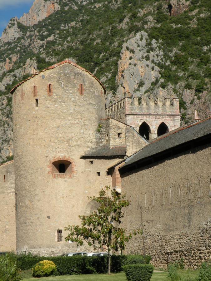 Appartement De Charme Au Coeur D Une Cite Medievale Villefranche-de-Conflent Exterior photo